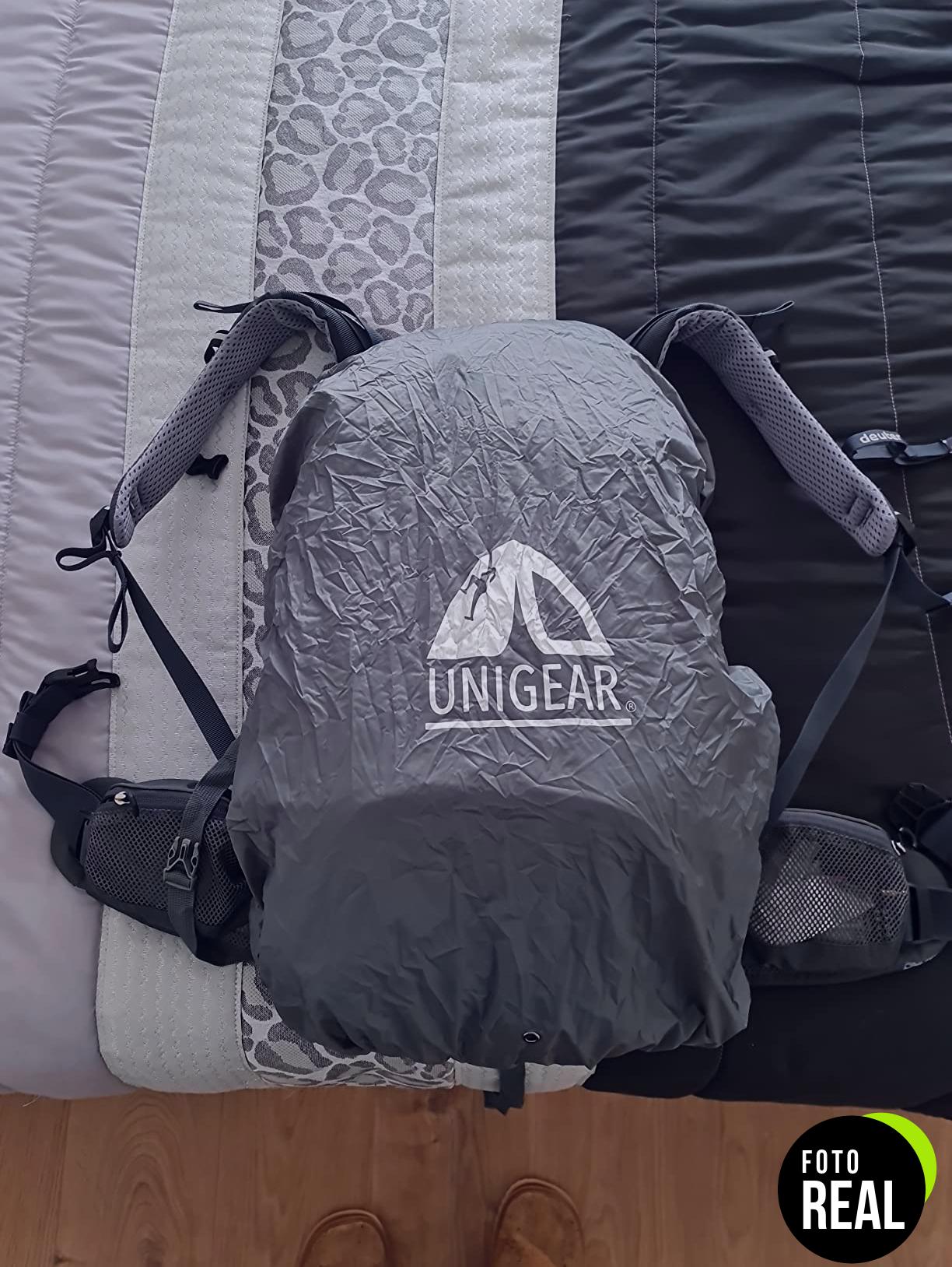 unigear-funda-mochila-impermeable-15-80l-foto-1