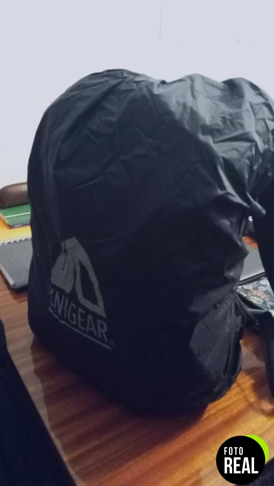 unigear-funda-mochila-impermeable-15-80l-foto-3